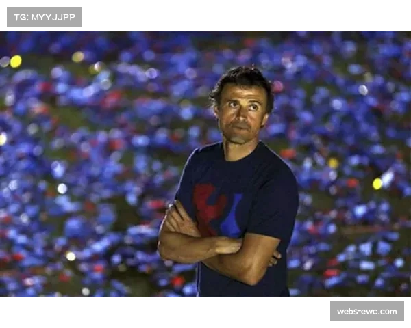 官方:沙尔克04主帅魏因齐尔确认下赛季将继续执教 官方:沙尔克04主帅魏因齐尔确认下赛季将继续执教